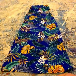 FashionNova maxi dress with slit